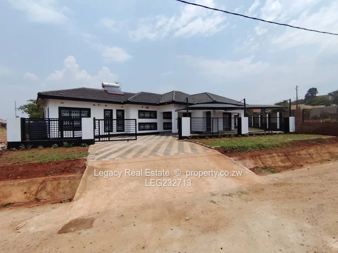  Elegant Family Home with Solar and Borehole