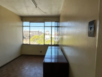 3 Bedroom Flat & Apartment