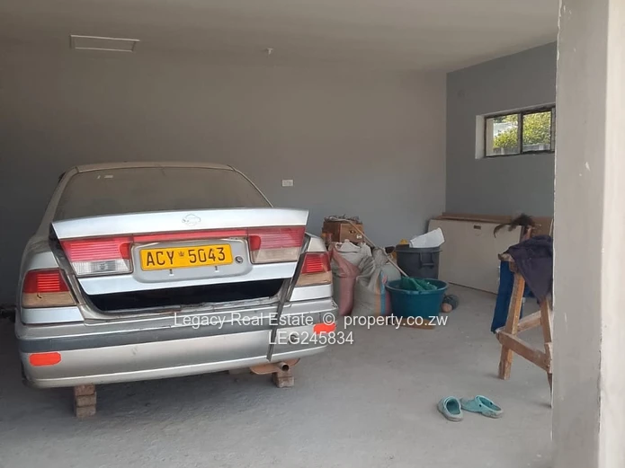 Versatile Business Property To Let In Greendale