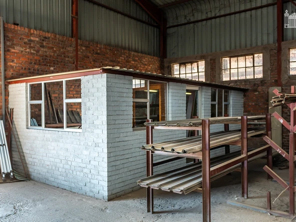 Warehouse & Factory