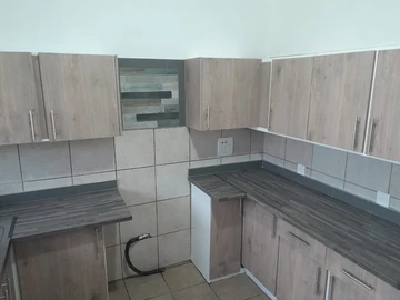 2 Bedroom Garden Flat