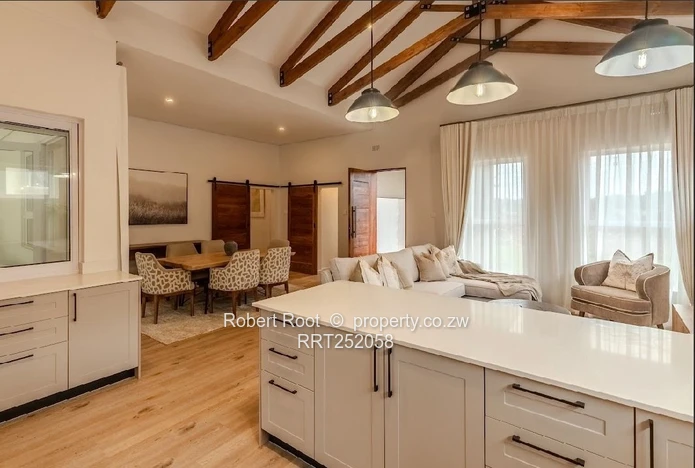 3 bed modern cluster home in Crowhill
