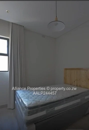 Greendale Coronation – Modern 4-Bedroom Home with Solar Backup & 24hr Security (USD $2,000)