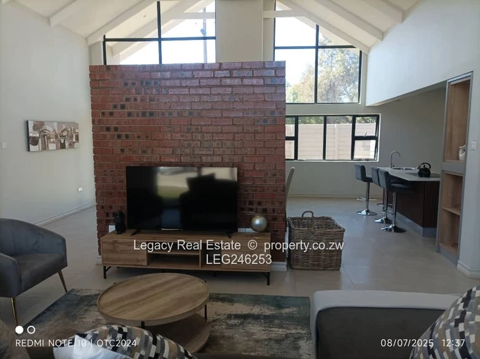 Live Smart In Hatfield – Modern Townhouse With Solar Power (Sole Mandate)