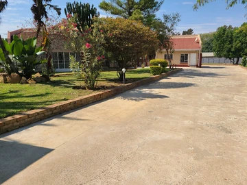 5-Bedroom House for Sale in Upscale Borrowdale, Harare North