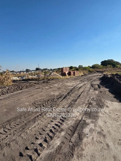  AFFORDABLE RESIDENTIAL STANDS FOR SALE – TAFARA 300sqm $10,500