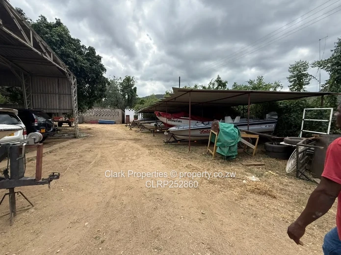 Lake Safari's Harbour