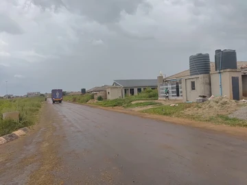 Commercial & Industrial Land