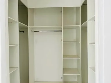 7 Bedroom House
