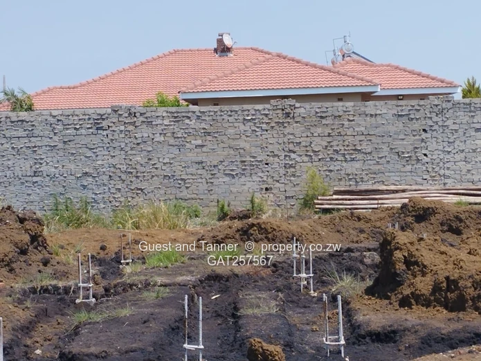 Motivated Seller: 2134sqm Pomona Estate Prime Corner Stand