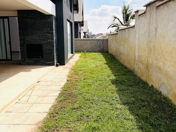 4 Bedroom Garden Flat