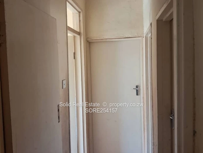 3-Bed Norton House - Tiled Bath, Good ZESA, 200m²