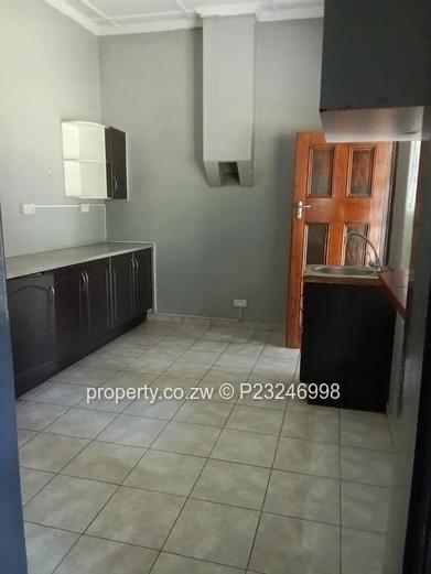 1 hectare property development site (Sole Mandate)