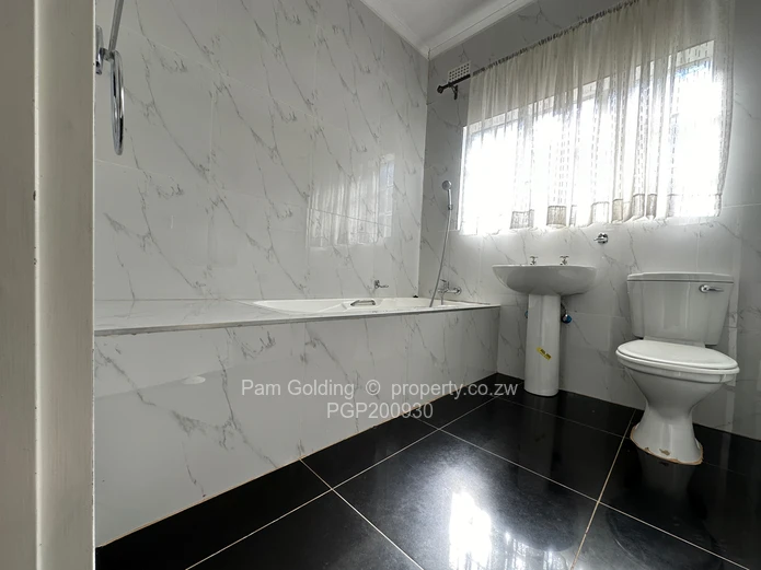 Modern 2 bedroom cottage - Greendale 