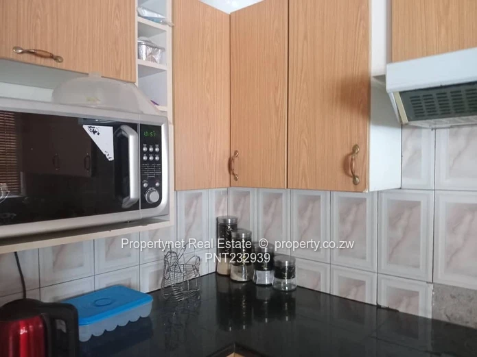 Neat family home to let!!!