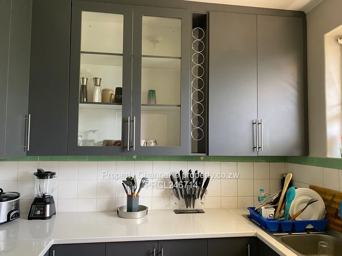 Modern 1-Bedroom Apartment To Let – Avenues