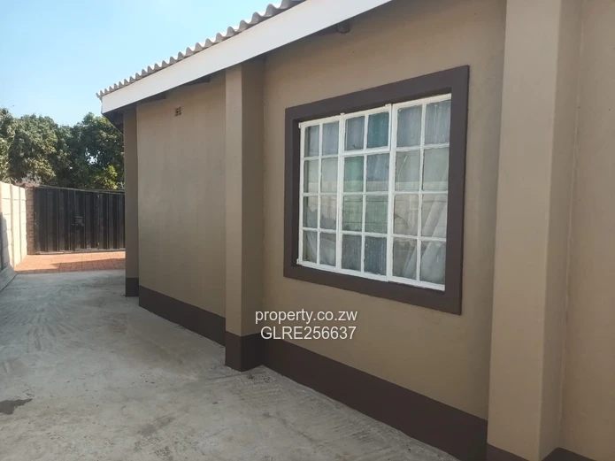 Freshly Renovated 7-Bed House in Budiriro (380m²)