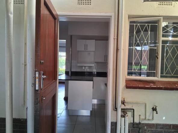 2 Bedroom Garden Flat