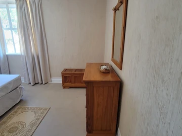 3 Bedroom Garden Flat