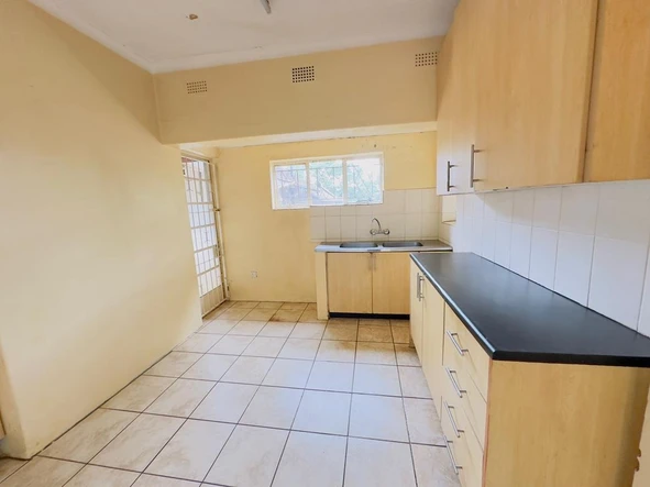 2 Bedroom Garden Flat