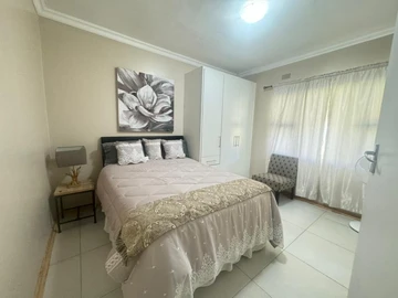 3 Unit Townhouse Complex