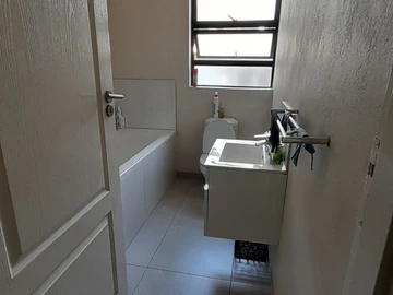 3 Bedroom Garden Flat