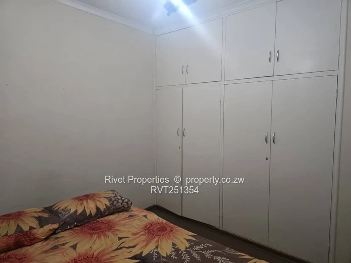 Avondale Garden Flat