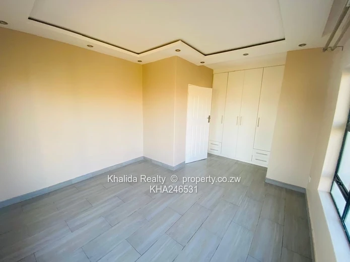 Reinham House to Rent For 1 June 2026