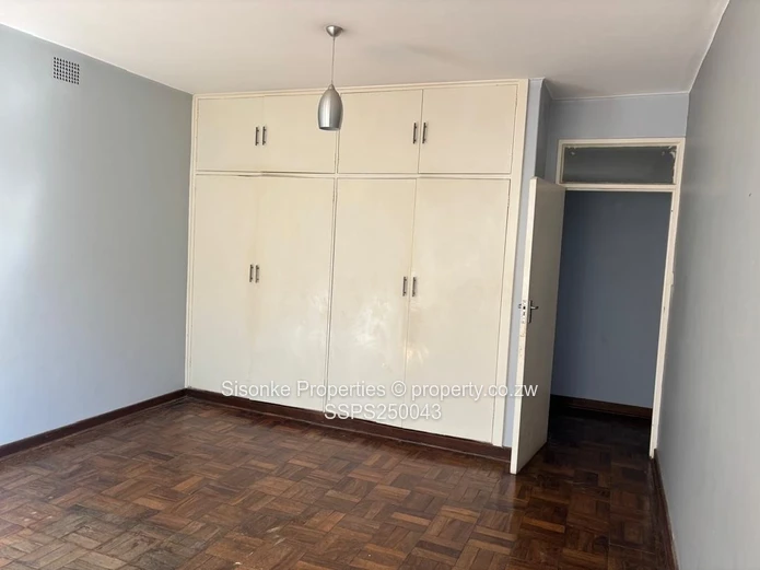 2 bed garden flat for rent-Palmer Court,Avondale 