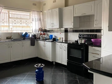 4 Bedroom Townhouse Complex