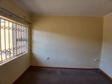 2 Bedroom Garden Flat