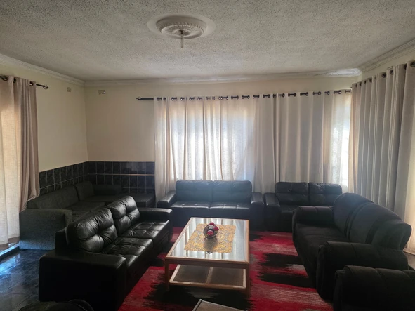 5 Bedroom House