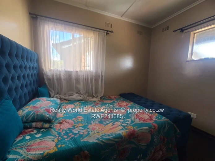 Eastlea Flat for Sale - Corner Robert and Glenara