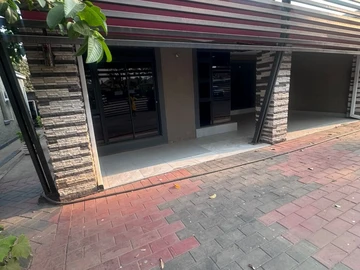 Shop & Retail Property