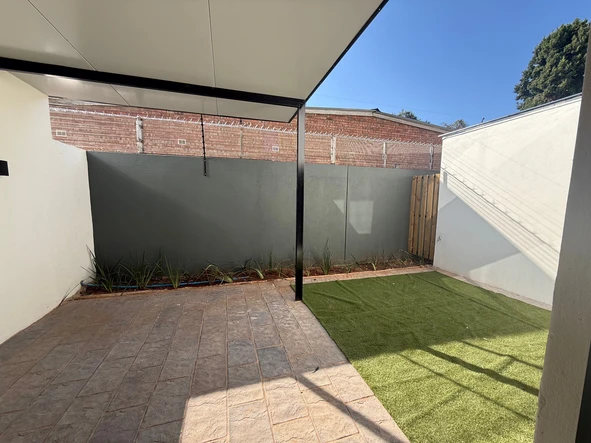 3 Bedroom Garden Flat