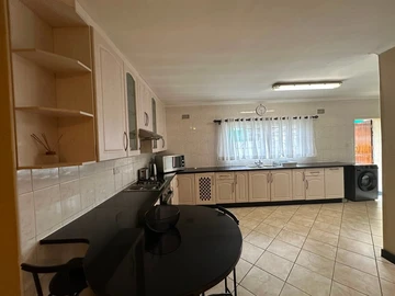 3 Bedroom Garden Flat