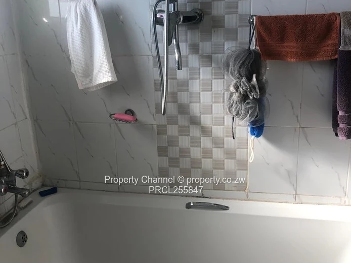 Available Is A 2 Bed Apartment In Avondale