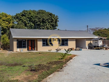 6 Bedroom House