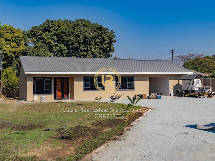 Contemporary Executive Residence in Westgate Goodhope