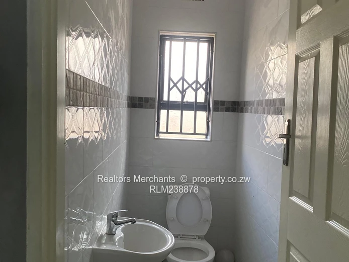 Damofalls Phase 1 House To Rent