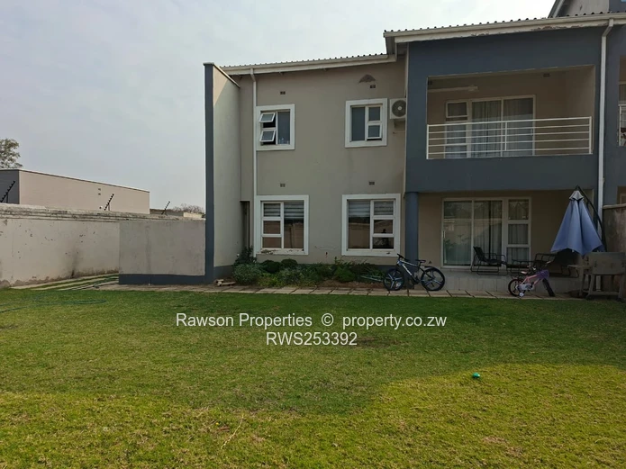 Avondale West Townhouse For Sale