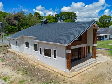 3 Bedroom Garden Flat