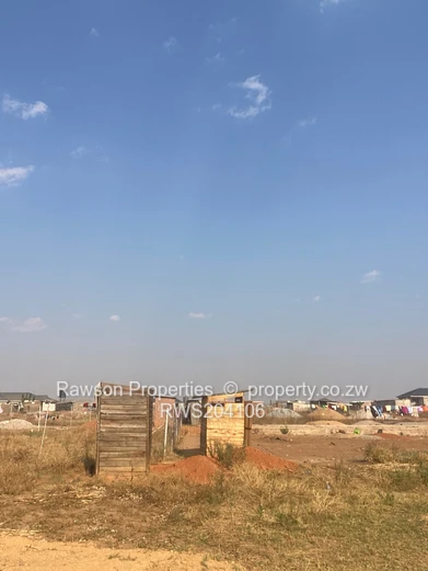 Stand For Sale in Zimre Park