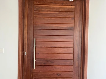 4 Bedroom Garden Flat