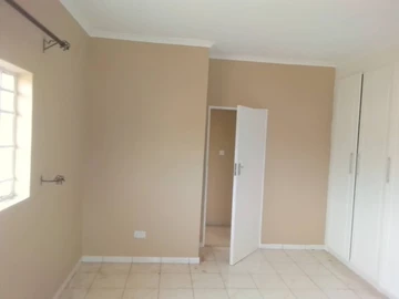 3 Bedroom Flat & Apartment