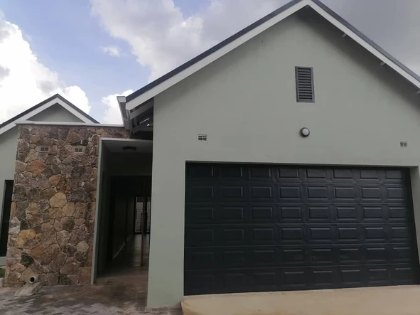 3 Bedroom Garden Flat