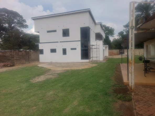 4 Bedroom Garden Flat