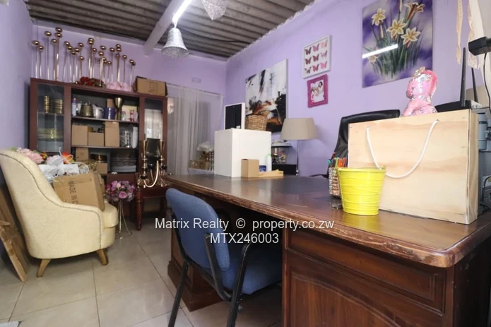 Family Home for Sale in Alexandra Park