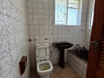 3 Bedroom Garden Flat