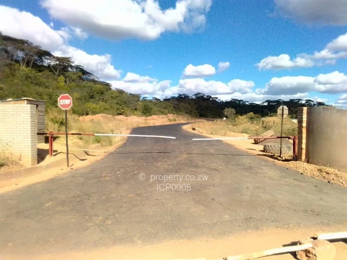 800 m² Residential Land for Sale in Kadoma with Municipal Water